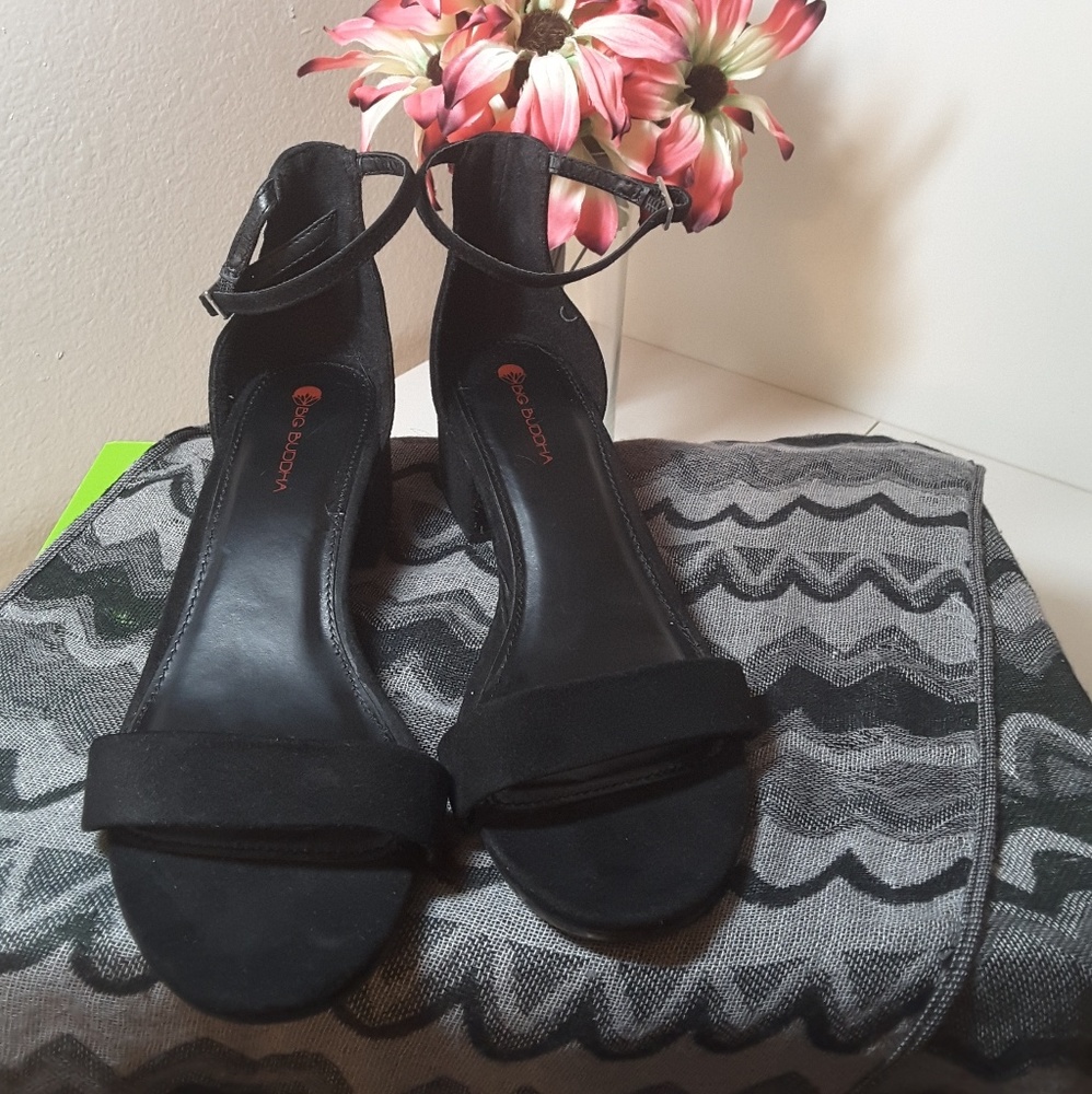 Big Buddah Swede sandal sz 8 worn once